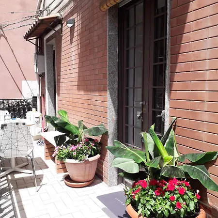 Le Del Cortile 2 Apartment Catania