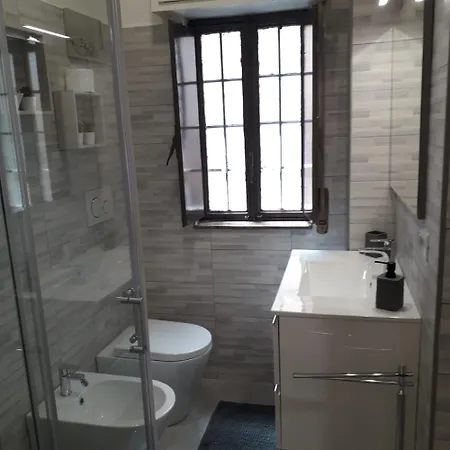 Le Del Cortile 2 شقة