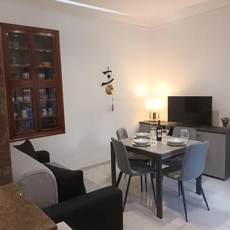 Apartment Le Del Cortile 2